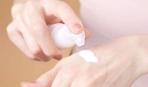 Proteína de trigo hidrolisada Proteínas modificadas Melhoram a suavidade Bom Antistático CAS 70084-87-6