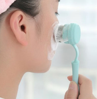 Poliquaternio-10 Conditioners catiônicos solúveis em água Pó amarelado com propriedades hidratantes para cuidados com a pele e o cabelo