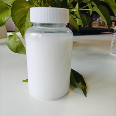 Estireno / acrilatos Copolímero Filme líquido branco-leite Ex-efeito resistente à água para cosméticos