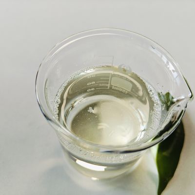 Pele com sensação sedosa Cetilo PEG/PPG-10/1 Dimeticona Emulsionante líquido amarelado Organosilicone tem boa compatibilidade