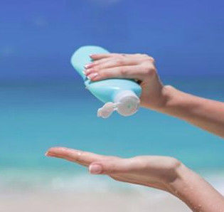 Ácido sulfónico de fenilbenzimidazol Proteção UVB em pó Aditivo para protetor solar Spray/ Gel/ Loção/ Creme/ Stick