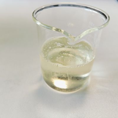 CAS 120486-24-0 Polyglyceryl-2 Triisostearate Emulsionante natural cosmético líquido para cuidados pessoais